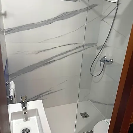 Real Hotel *